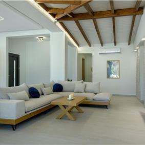 3 bedroom seaside villa with pool & jacuzzi, near Acharavi, sleeps 6